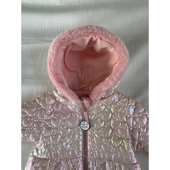 Rothschild Baby Girl Quilted Iridescent Pink Heart Coverall Sz 6/9 M New - Picture 2 of 6